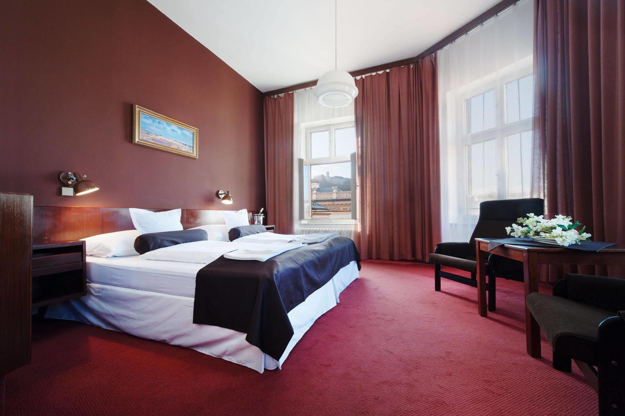 Hotel Slavia Brno Bagian luar foto