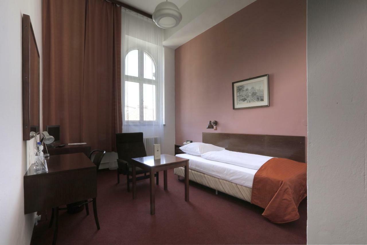 Hotel Slavia Brno Bagian luar foto