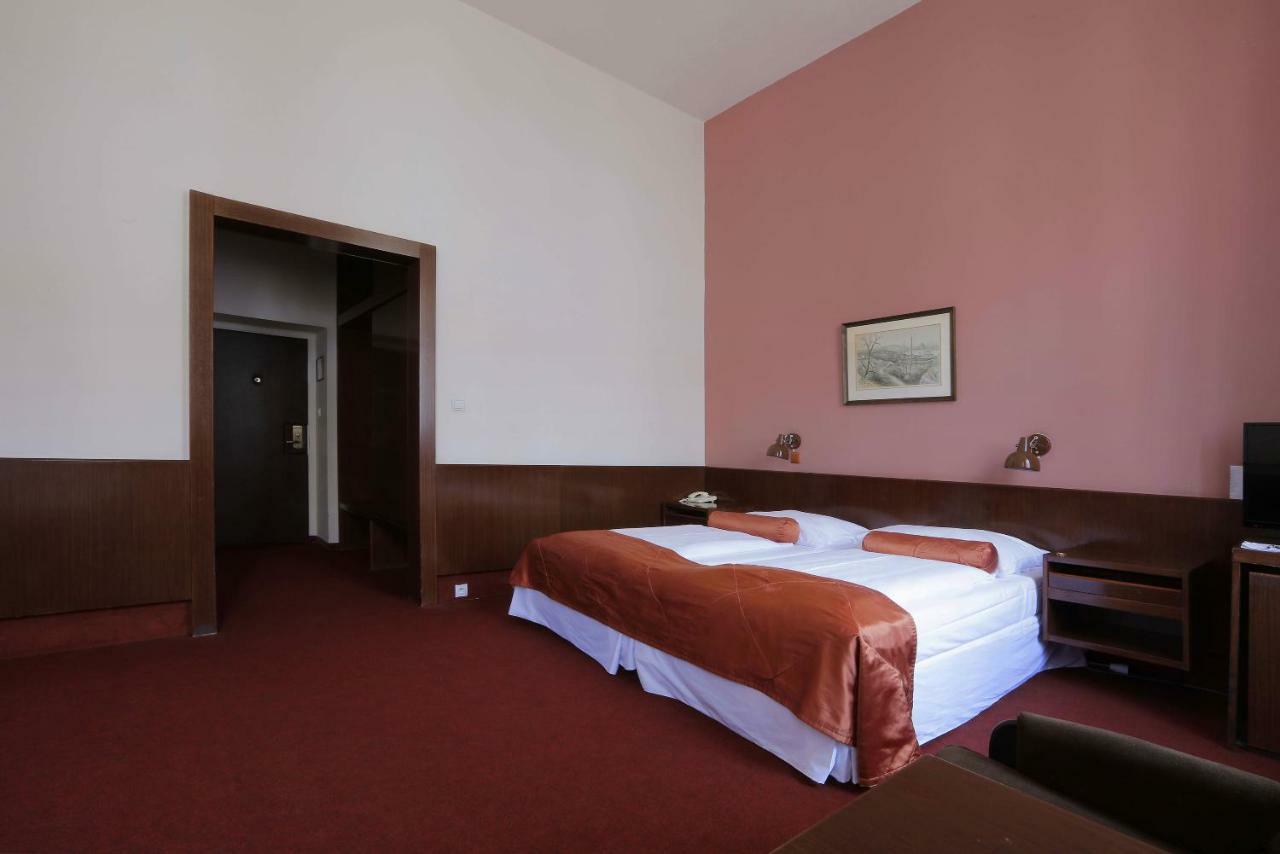 Hotel Slavia Brno Bagian luar foto